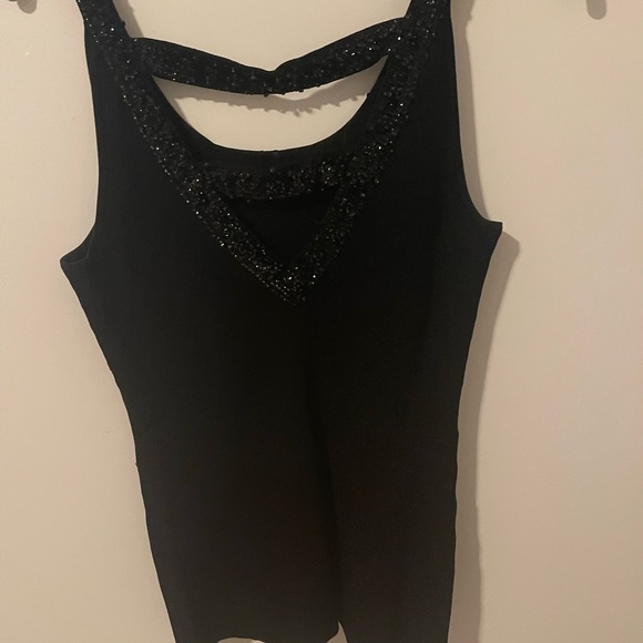 CACHE BLACK AND BEADED TOP. - Picture 3 of 3